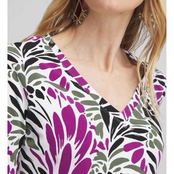 Chicos White Purple Olive Floral 3/4 Sleeve V-Neck Cotton Woman Sz 1 Medium Top - Picture 7 of 13
